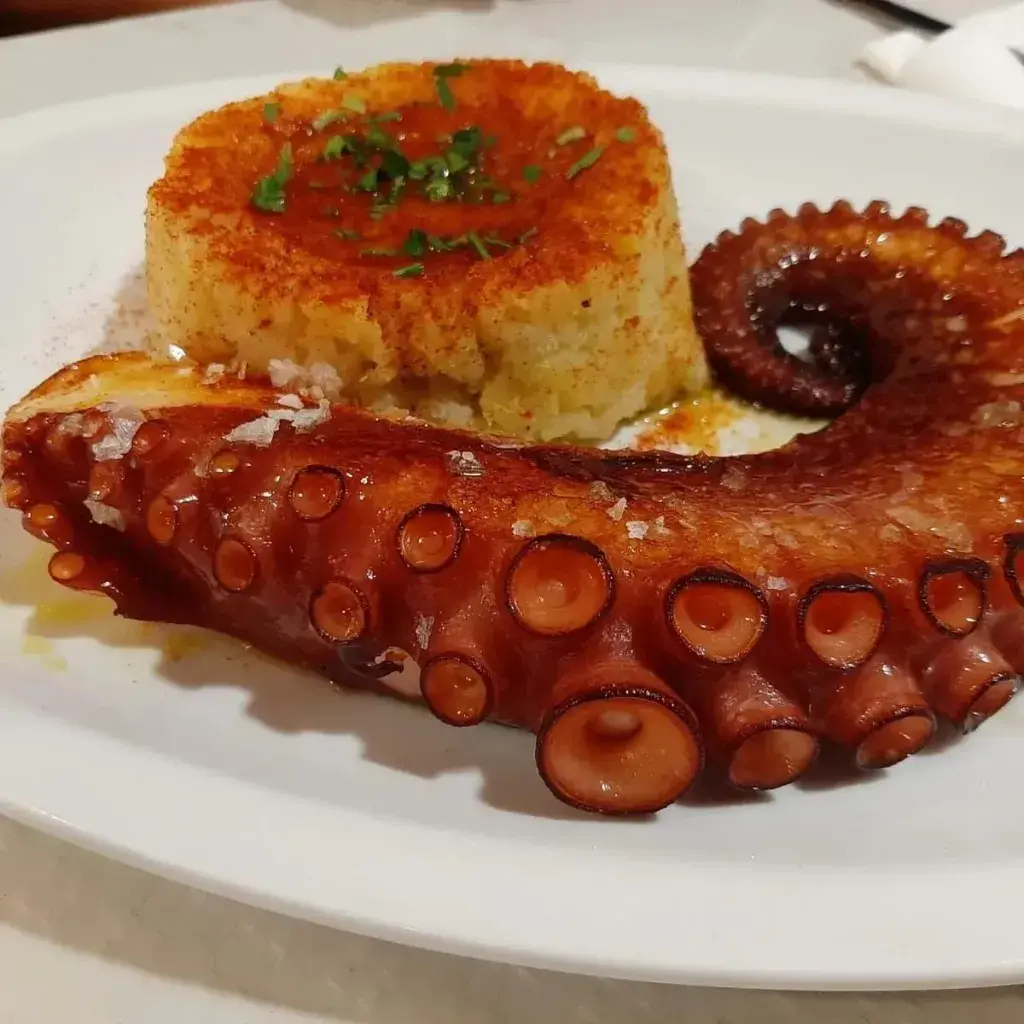 PATA DE PULPO A LA BRASA 