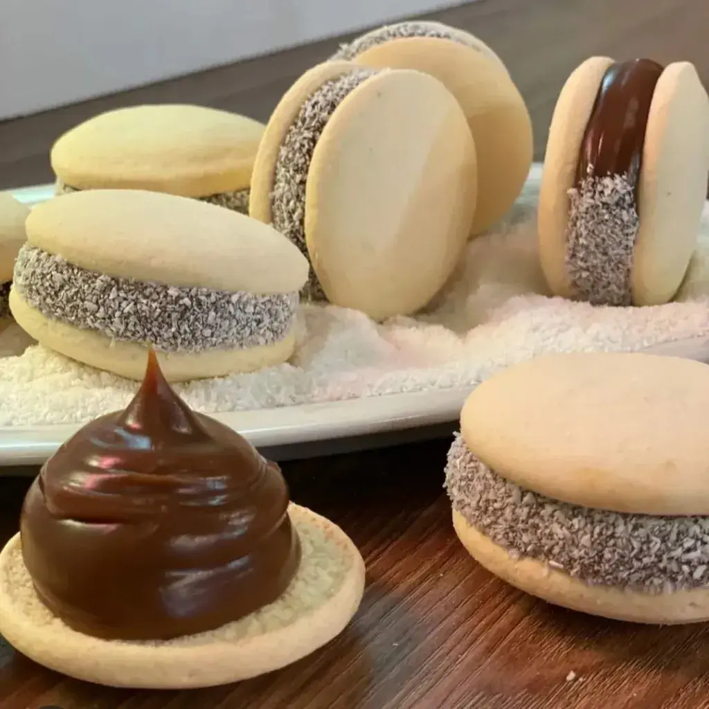 Alfajor de maicena y dulce de leche