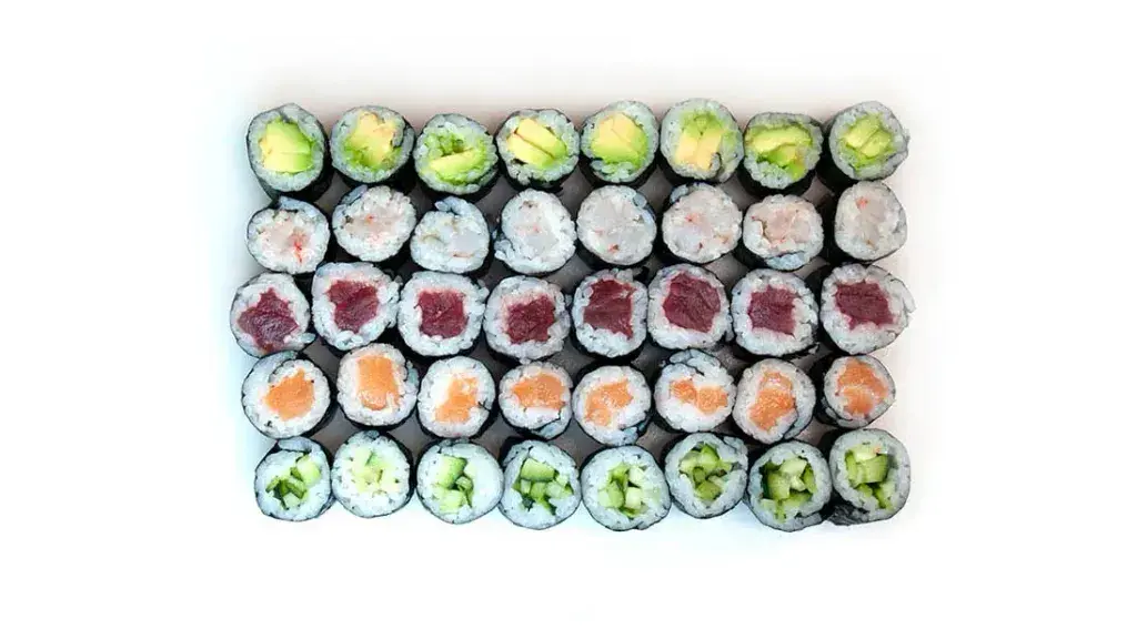 Sushi maki para 4 8 salmón, 8 atún, 8 langostino, 8 aguacate, 8 pepino